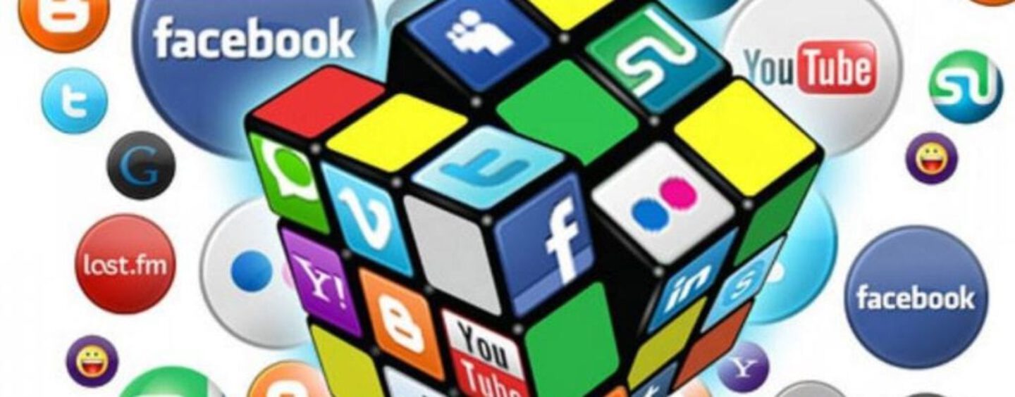 Brasileiros buscam informações corporativas em redes sociais