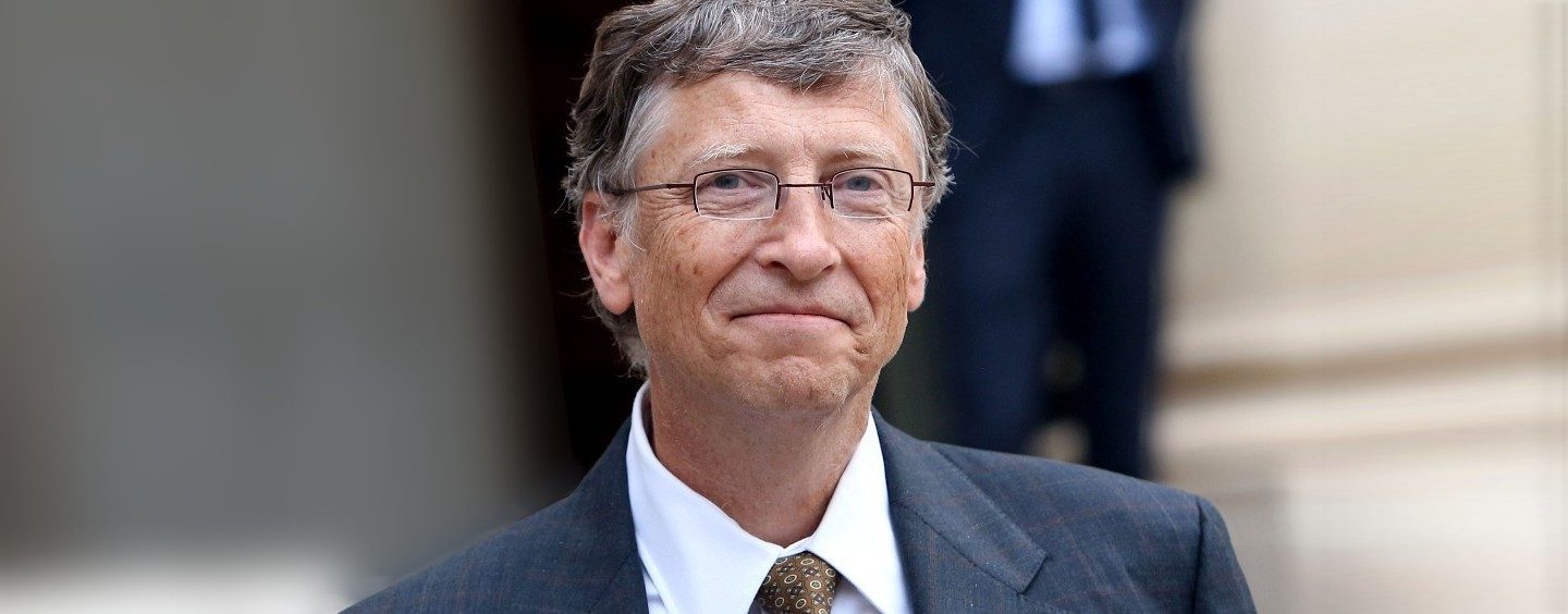 Celular para os filhos só depois dos 14 anos, diz Bill Gates