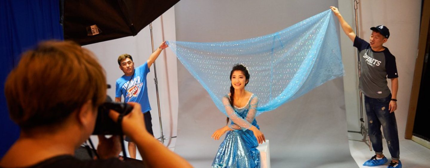 DISNEY LANÇA CAMPANHA FOTOGRÁFICA #SOUPRINCESASOUREAL E BOLSA DISNEY CIDADANIA