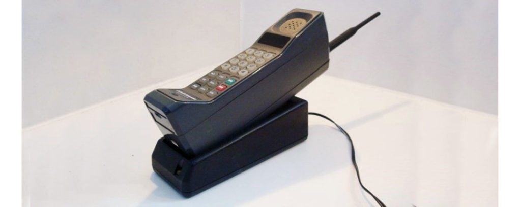 Primeira ligação de celular faz 45 anos