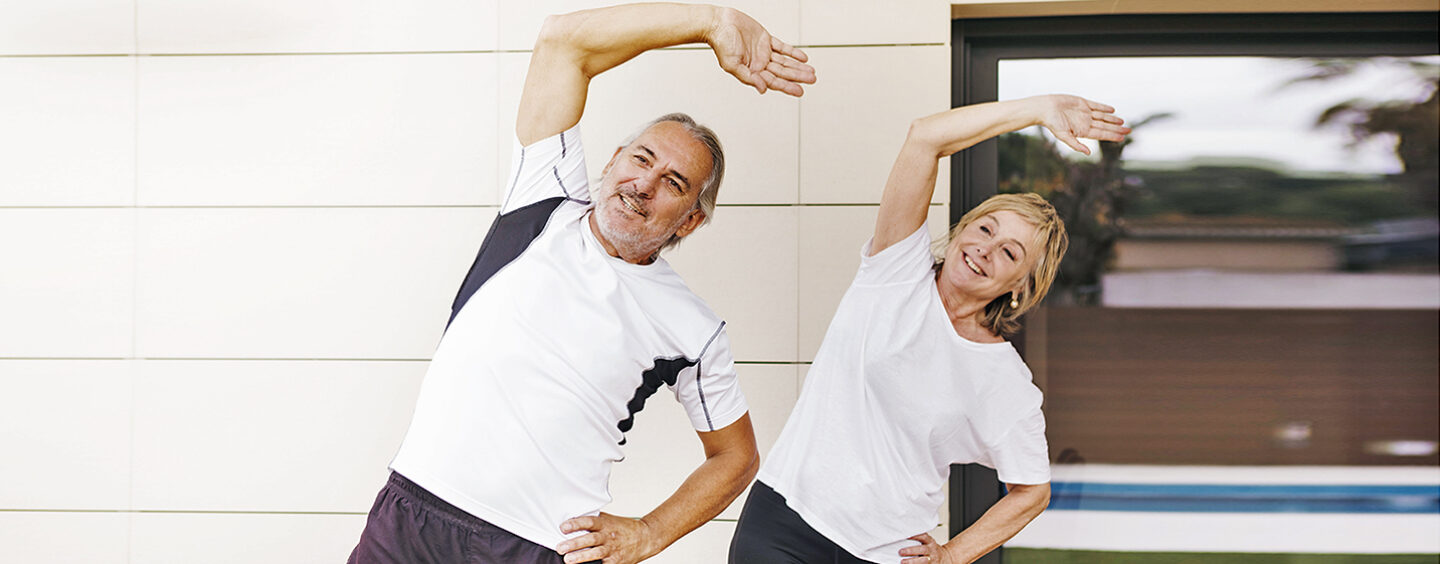 Exercícios na quarentena: Dicas de alongamentos para a terceira idade